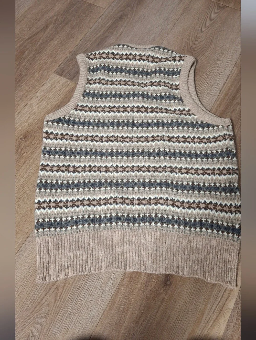 Mens Grandpacore Preppy GeekChic Boston Athletic Club sweater vest Size L.